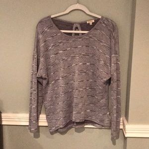 Grey sweater with bows on the back